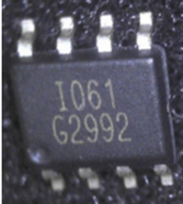 2992