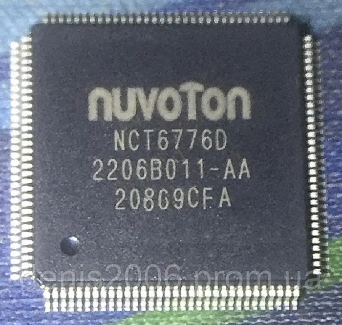 6776